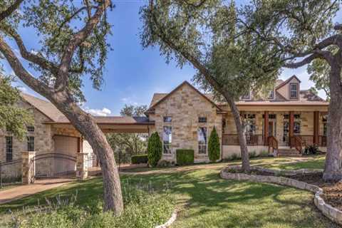 Finding the Perfect Fixer-Upper in Cedar Park, Texas