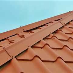 How a Roofing Contractor Enhances House Flipping Success in Sarasota